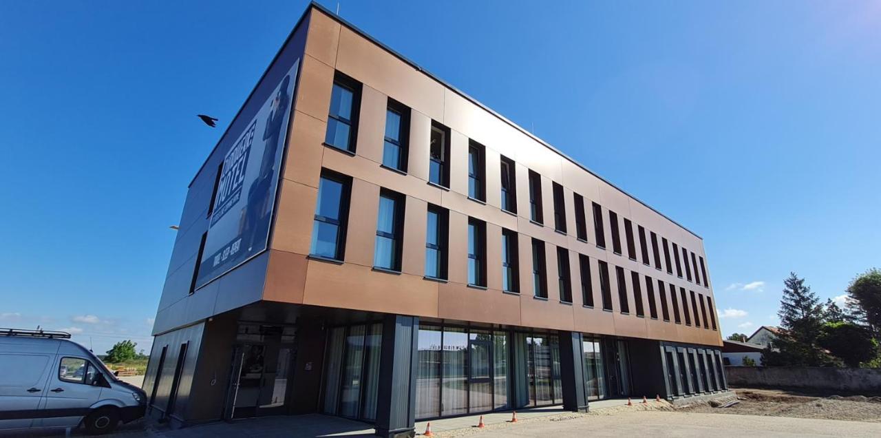 Zuendwerk - Motel Strasshof an der Nordbahn Exteriör bild